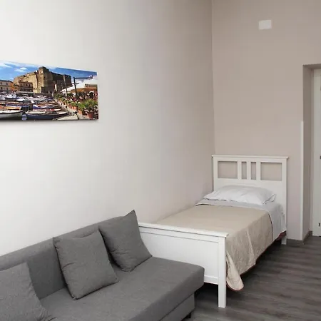 Bed & Breakfast Materdei 14 4*