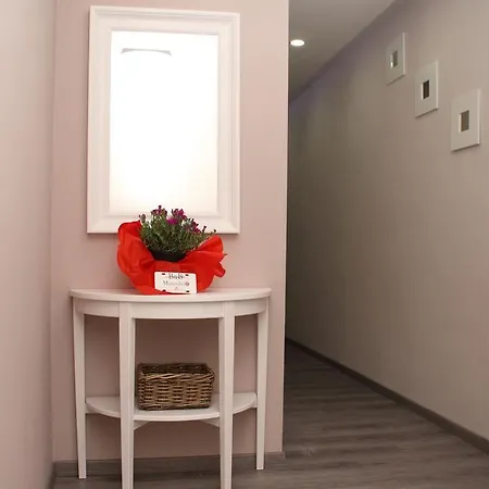 Bed & Breakfast Materdei 14 4*