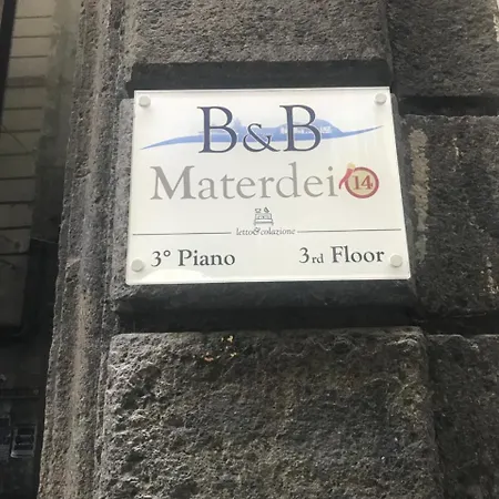 Materdei 14 Bed & Breakfast *